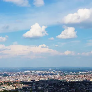 View Small House Free Parking Self Check-in Apartment Budapest